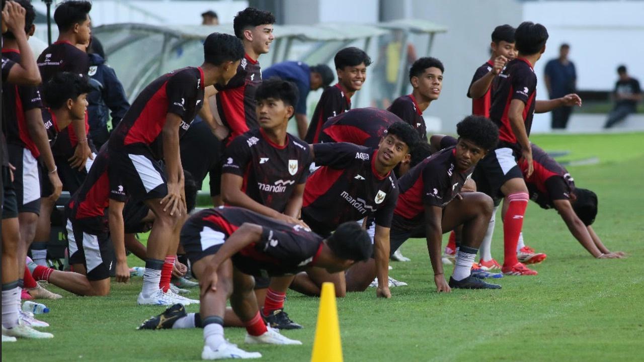 Timnas U-17 Panaskan Mesin, Fokus Pemulihan dan Strategi Lawan Tajikistan