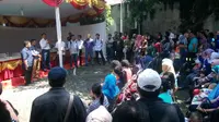Ribuan orangtua datangi RSIA Mutiara Bunda untuk mendapatkan kejelasan terkait vaksin palsu (Liputan6.com/Pramita)