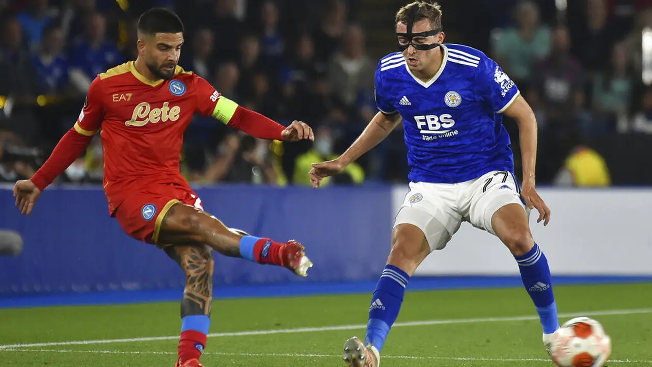 Leicester City Ditahan Imbang Napoli 2-2