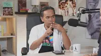 Muhidin M Dahlan atau akrab disapa Gus Muh, penulis sekaligus pengarsip  dalam podcast visual bertajuk 'Bung Karno dan Sulawesi Selatan' yang ditayangkan oleh akun Youtube Badan Kebudayaan Nasional (BKN) PDI Perjuangan. (Liputan6.com/ ist)