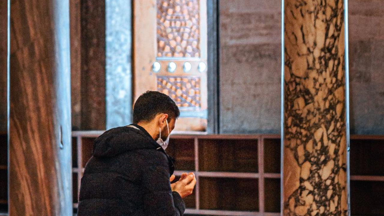 <b>Doa Setelah Sholat Fardhu Singkat: Bacaan Dzikir</b>