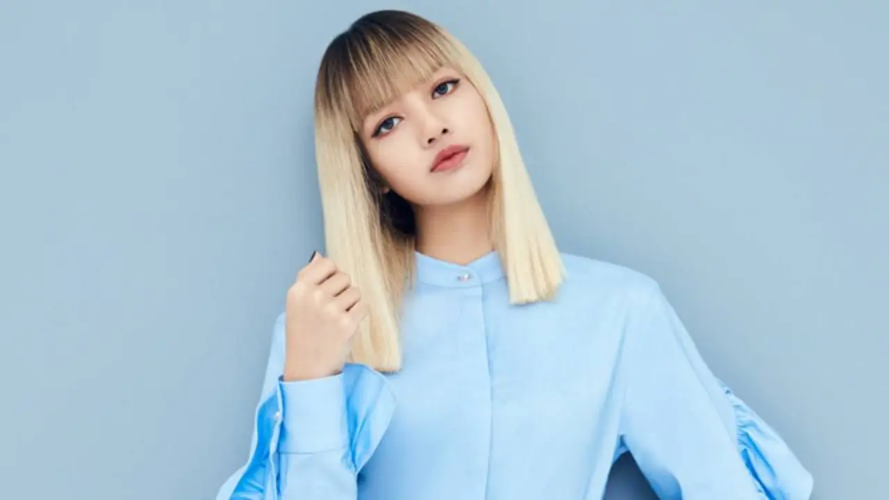 Lisa `Blackpink`