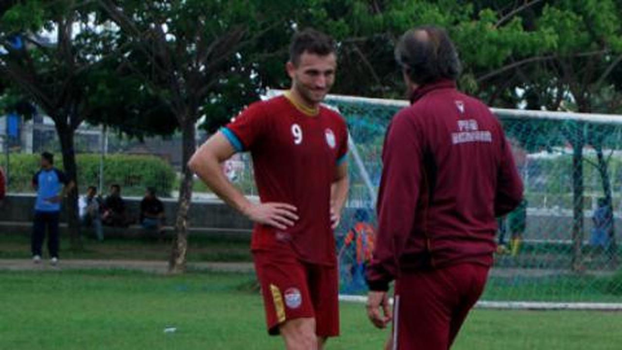 Kematian Diego Mendieta membuat prihatin Petar Segrt