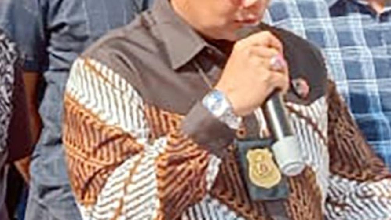 Direskrimum Polda Sumsel Kombes Pol Anwar Reksowidjojo mengungkapkan, para tersangka menyasar motor di rumah maupun di jalanan, seperti parkiran. Mereka berbagi peran dan mengatur strategi, sehingga tak pernah gagal.