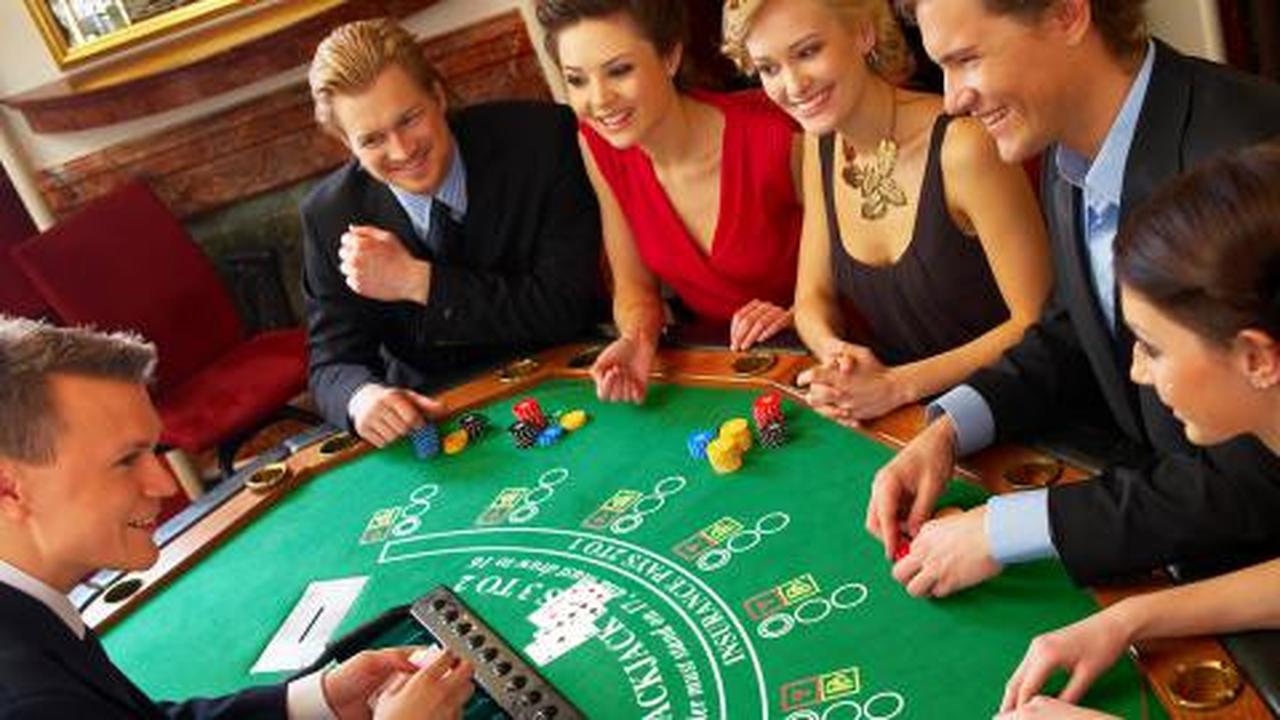 Operator warnet bingung jualan chip poker dianggap perjudian