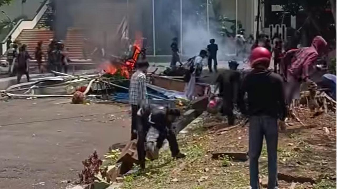 7 Orang jadi Tersangka Perusakan Fasilitas Umum di DPRD Jateng, Ratusan Warga Kena Wajib Lapor