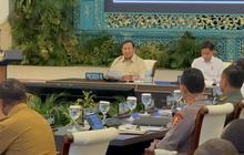 VIDEO: Prabowo Menggebu-gebu Depan Kepala Daerah Se-Papua di Istana "Belajar dari Nenek Moyang!"