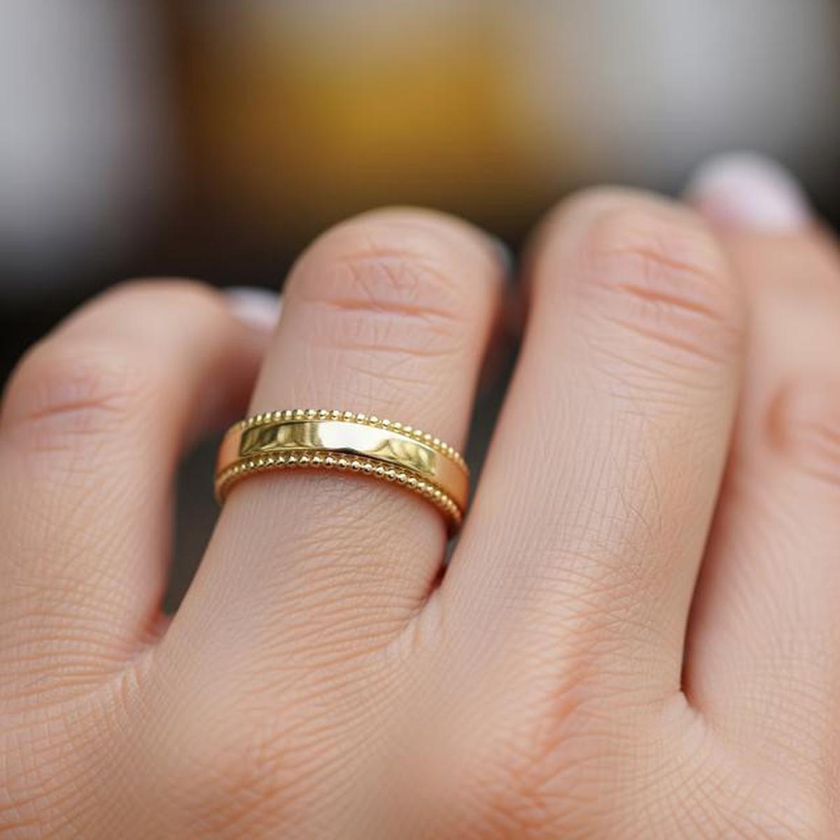 10 Desain Cincin Emas yang Mudah Dijual Kembali, Investasi Aman Masa Depan