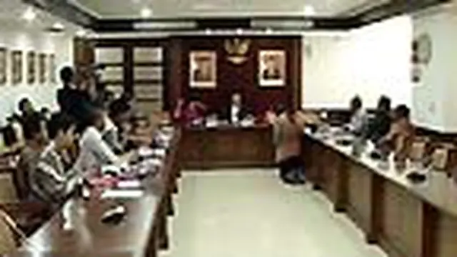 Buruh Sampaikan Ancaman Mogok ke DPR