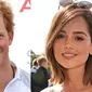 Pangeran Harry dan Jenna Coleman. (foto: eonline)