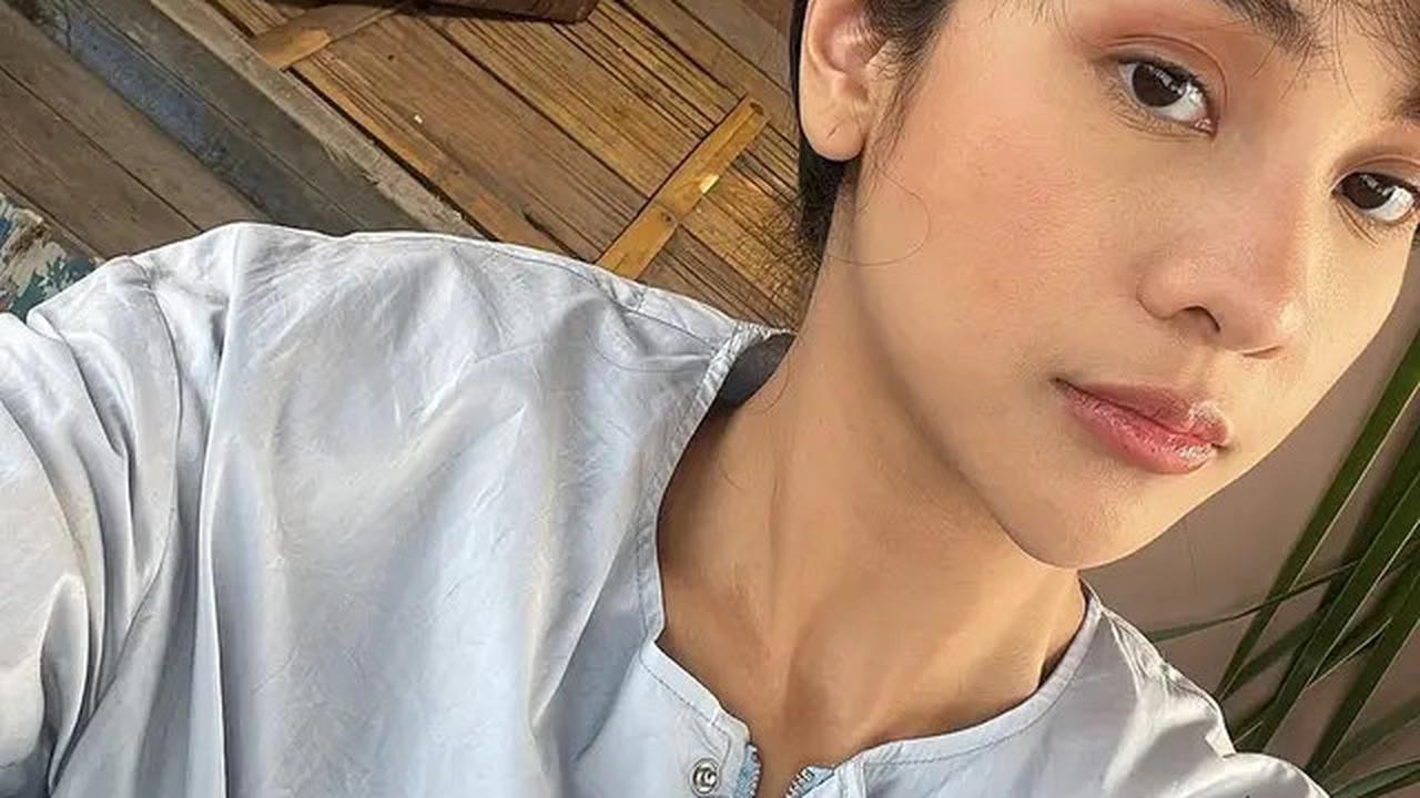 6 Potret Anya Geraldine di Balik Layar Film Mendadak Dangdut, Lelah Tahan Tawa