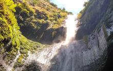 Ada di Indonesia, Air Terjun Abadi ini airnya tak pernah habis!