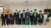 Batara Sirait, Putra kedua dari pasangan Sabam Sirait dan dr. Sondang Sidabutar meraih gelar Doktor Ilmu Kedokteran dari Universitas Indonesia, Senin (17/7/2023). (Foto: Istimewa).