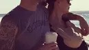 Dalam videonya, dikabarkan bahwa Behati hanya menginginkan kentang goreng dan minuman milkshake. Untungnya lagi, behati disertai seorang suami yang cukup peduli dan sayang kepada dirinya. (Instagram/behatiprinsloo)