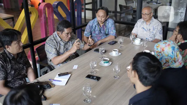Eddie Widiono, Founder dan Chairman of the Board Trustees Prakarsa Jaringan Cerdas Indonesia (PJCI).