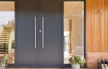 Pintu Kupu Tarung Minimalis Terbaru, Desain Elegan untuk Rumah Modern