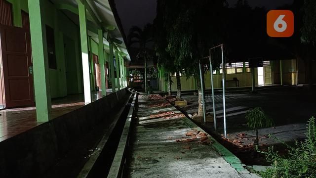 SMP Negeri 1 Paranggupito Rusak Akibat Gempa yang Terpusat di Bantul Daerah Istimewa Yogyakarta