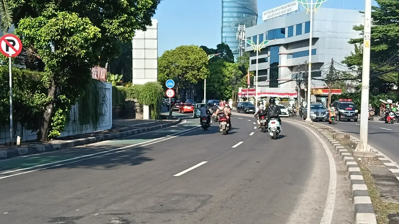 Kawasan Jalan Pejompongan Pagi Ini