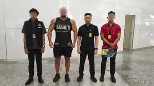 Ada Investor Bodong hingga Paspor Ganda, Imigrasi Ngurah Rai Deportasi 9 WNA