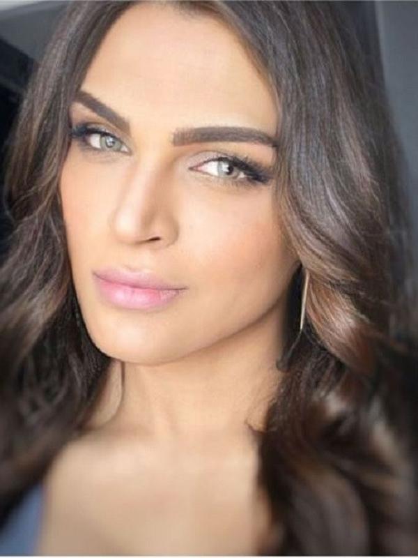 Desainer Bollywood memutuskan menjadi seorang transpuan (dok.instagram/@officialswapnilshinde/https://www.instagram.com/p/CJurYfnM5sJ/Komarudin)