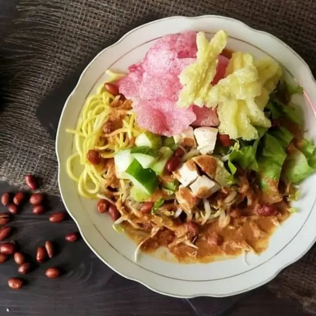 7 Makanan Tradisional Indonesia yang Wajib Dicoba Saat HUT RI ke-77