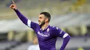 Gelandang Fiorentina, Valentin Eysseric melakukan selebrasi usai mencetak gol ketiga timnya ke gawang Spezia dalam laga lanjutan Liga Italia 2020/21 pekan ke-23 di Artemio Franchi Stadium, Jumat (19/2/2021). Fiorentina menang 3-0 atas Spezia. (LaPresse via AP/Jennifer Lorenzini)