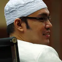 Pada sidang yang digelar di Pengadilan Negeri Jakarta Pusat, Selasa (23/2/2016), Majelis Hakim menolak eksepsi yang diajukan Sandy Tumiwa. (Deki Prayoga/Bintang.com)