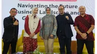 Pusat Studi Inovasi Digital Gelar Seminar Navigating the Future Business Landscape and GRC Outlook 2025