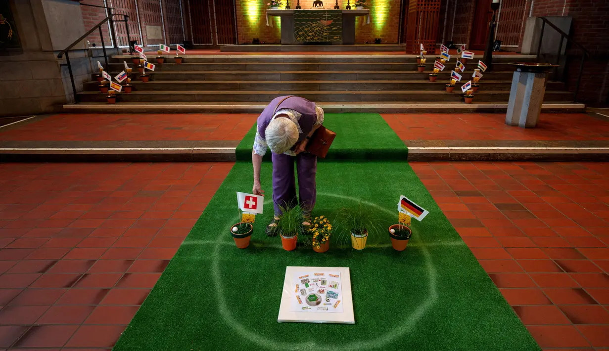 Gereja Evangelis Emaus ikut memeriahkan turnamen Euro 2024 yang berlangsung dari 14 Juni hingga 14 Juli mendatang. (AP Photo/Alessandra Tarantino)