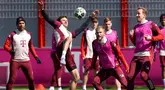 Pemain Bayern Munchen saat mengikuti sesi latihan pada 7 April 2025. (Alexandra BEIER/AFP)