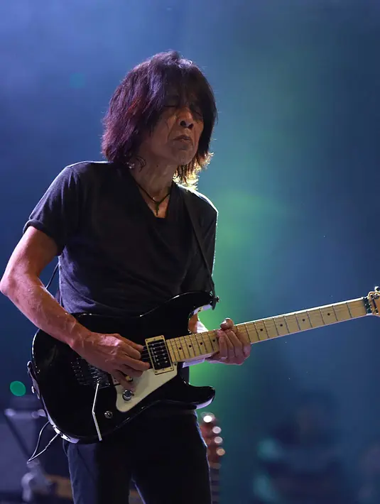 Penampilan God Bless di Jakarta Fair Kemayoran 2015. (Foto: Deki Prayoga/Bintang.com)