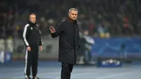 Mourinho Optimistis Chelsea Lolos 16 Besar