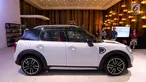 New MINI Cooper S Countryman Sports rakitan lokal dipamerkan Gaikindo Indonesia International Auto Show (GIIAS) 2018, ICE BSD Tangsel, Jumat (3/8). Mobil ini dilengkapi dengan mesin 2,0 liter MINI TwinPower Turbo 4-silinder. (Liputan6.com/Fery Pradolo)