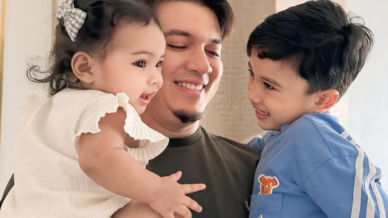 Momen Zaskia Sungkar Akhirnya Ungkap Wajah Baby Humaira ke Publik, Disebut Mirip dengan Masa Kecilnya