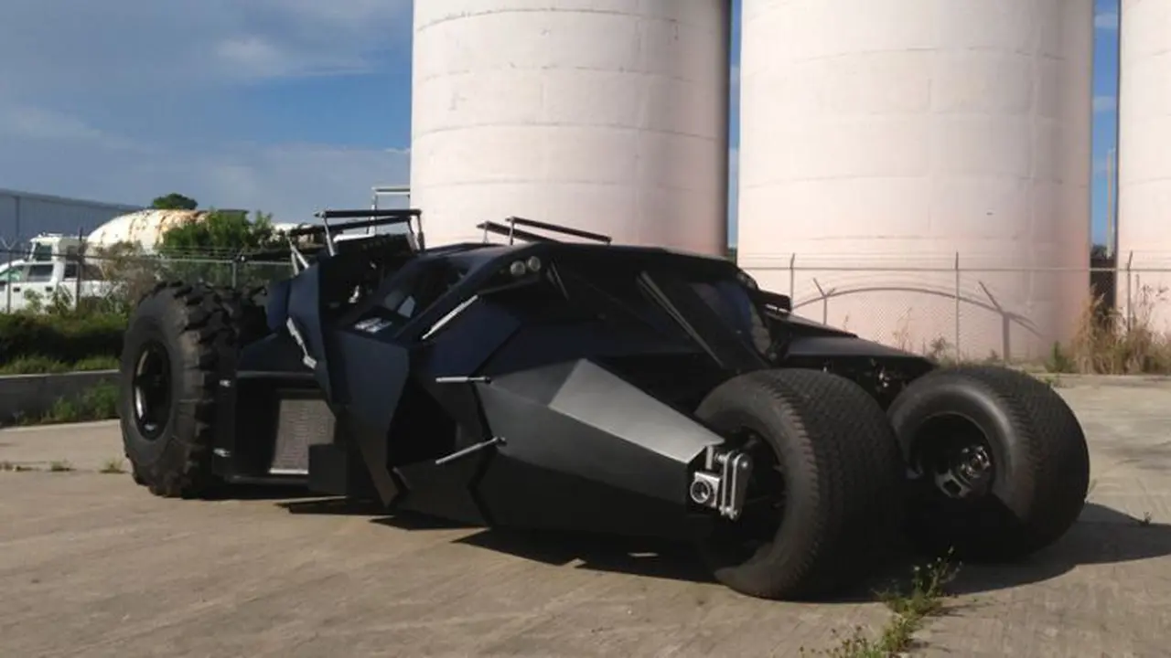 [OTO-News] Replika Batmobile Dilego $ 1 Juta