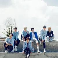 iKON (via facebook iKON)