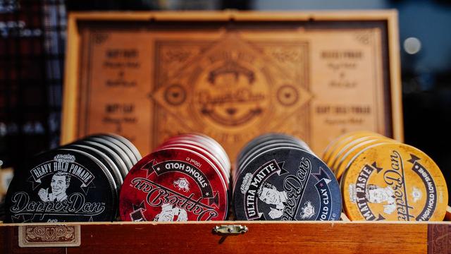 Ilustrasi hair paste pria