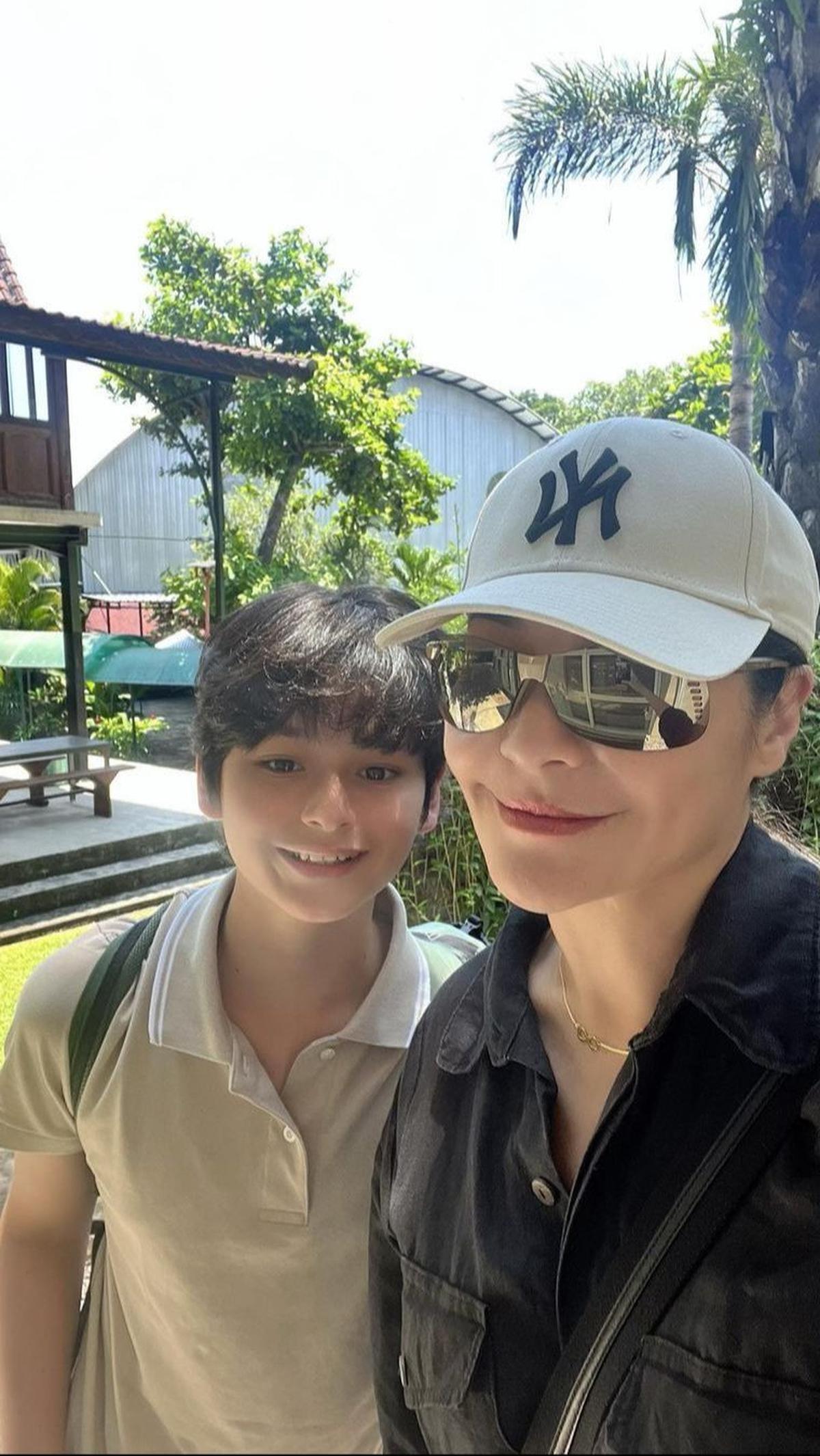 Tamara Bleszynski memilih hidup di Bali karena jenuh dengan hingar bingar di Ibukota.