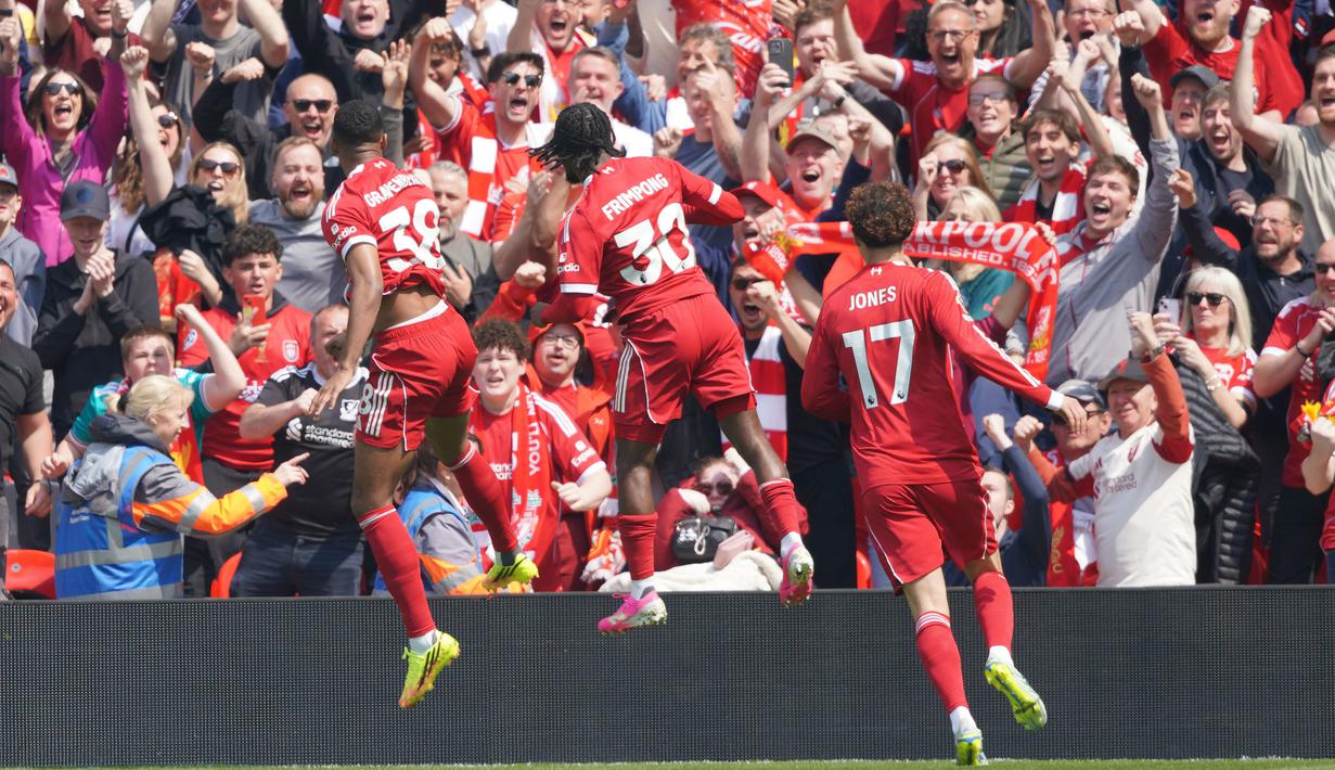 The Reds awalnya mampu mencetak gol terlebih dahulu melalui lesatan indah dari Ryan Gravenberch pada menit keenam. (AP Photo/Ian Hodgson)