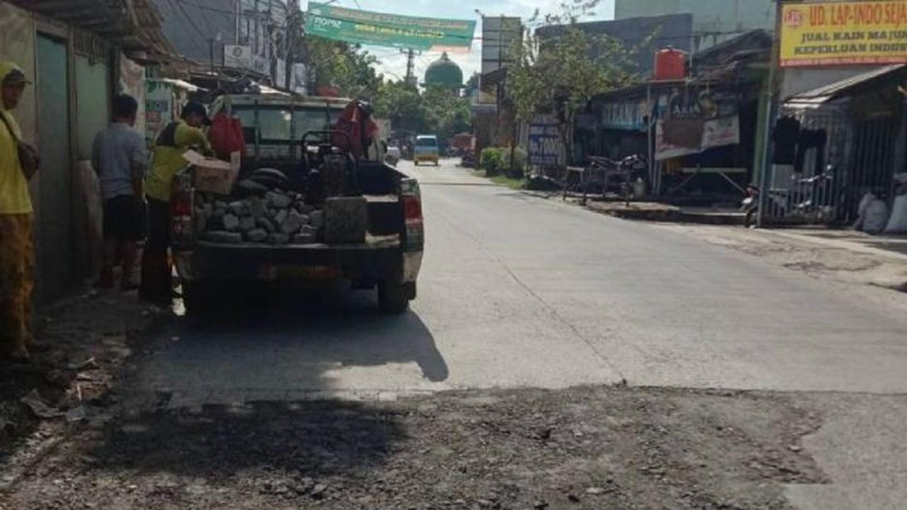 Pemkot Tangerang Gencarkan Perbaikan Jalan di Perbatasan, Prioritaskan Kenyamanan Pengguna Jalan