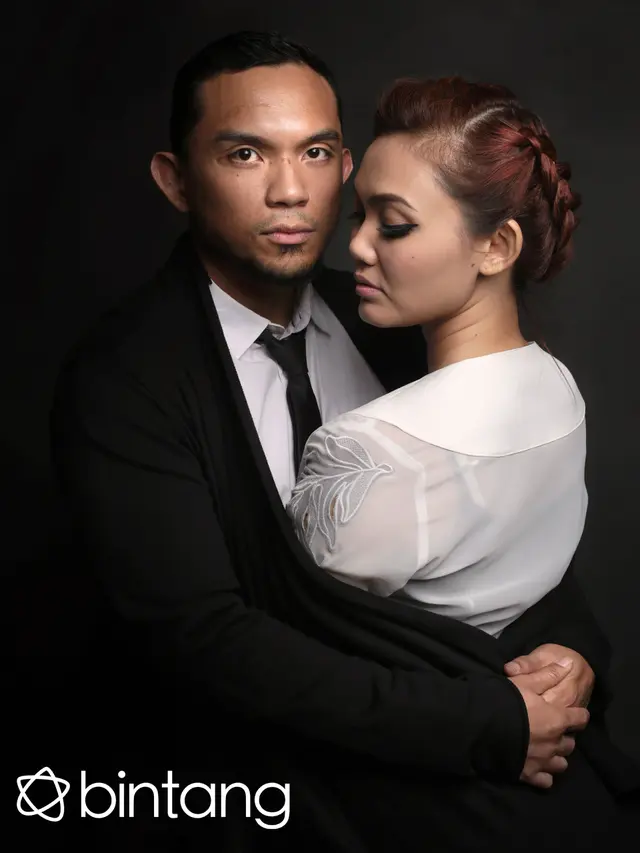 [Bintang] Eksklusif Rina Nose dan Fakhrul Razi