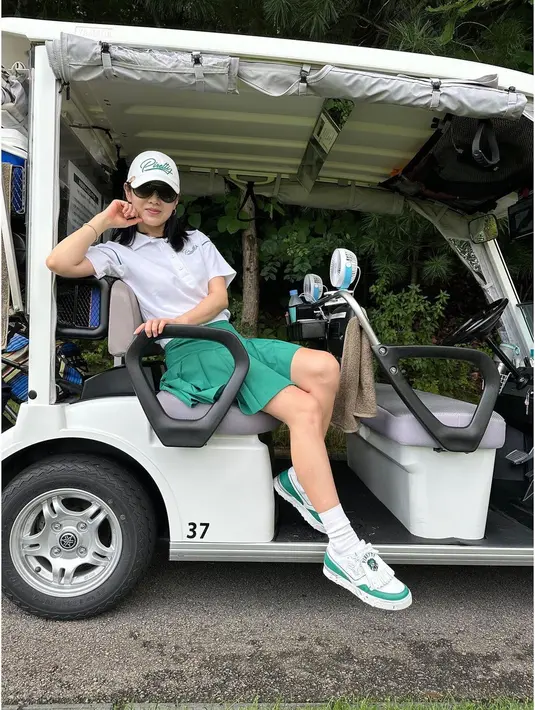 <p>Sekarang, bandingkan dengan hasil jepretan Hyun Bin yang diunggah Son Ye Jin pada 4 Agustus 2023. Kala itu, dia tampak kurang puas dengan hasilnya. (Foto: Instgaram/ yejinhand)</p>