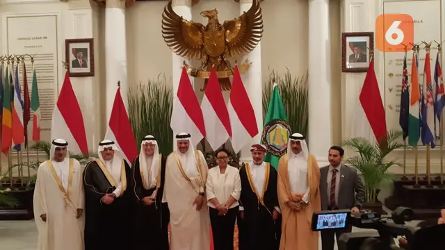 Menlu RI Retno Marsudi bersama Dewan Kerja Sama Negara Teluk (GCC). (Rizki Akbar Hasan/Liputan6.com)