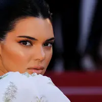 Selama ini Zayn Malik dan Gigi Hadid dikenal sebagai pasangan kekasih yang selalu mesra. Namun kali ini ada kabar yang menyiarkan soal kedekatan Zayn dengan Kendall Jenner, apa yang sebenarnya terjadi? (Reuters)