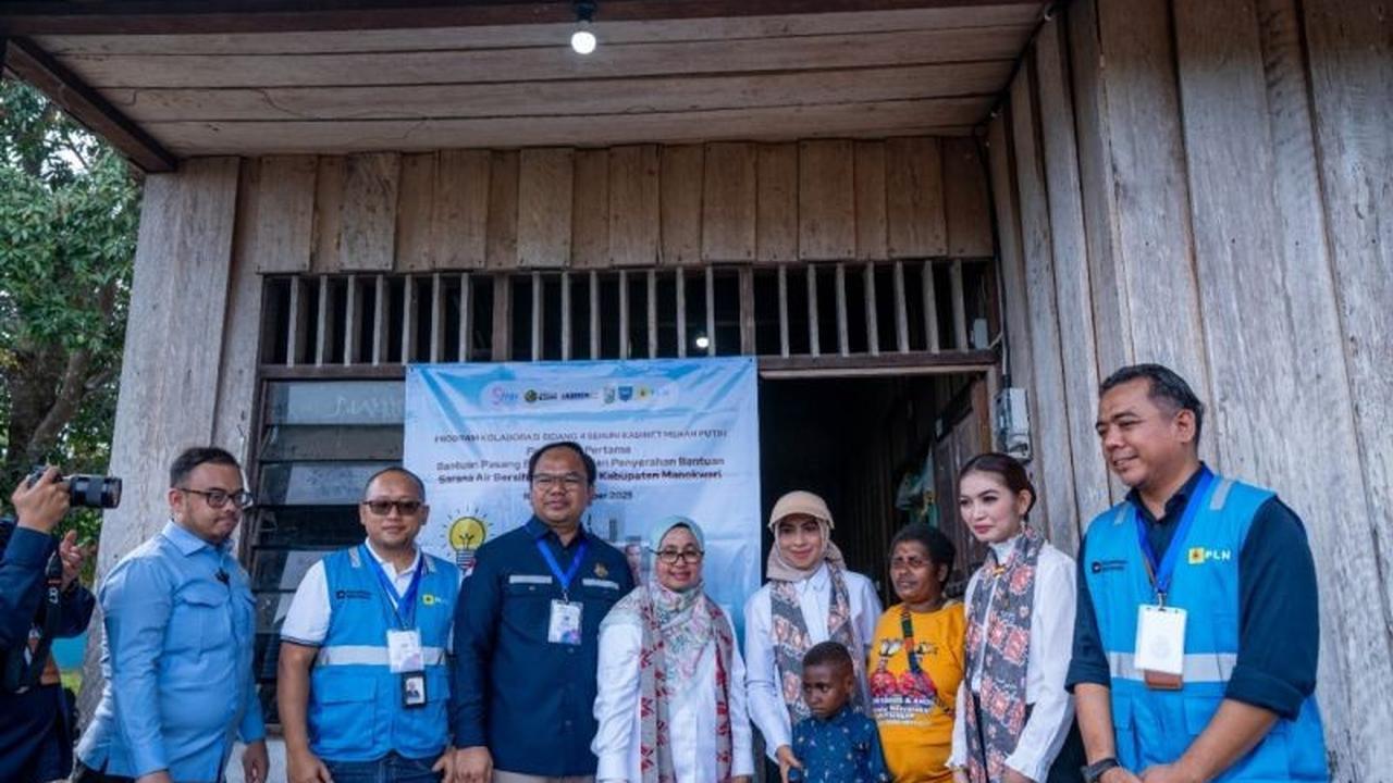 PLN dan Seruni Hadirkan Bantuan Listrik Manokwari untuk 100 Keluarga Prasejahtera di Papua Barat