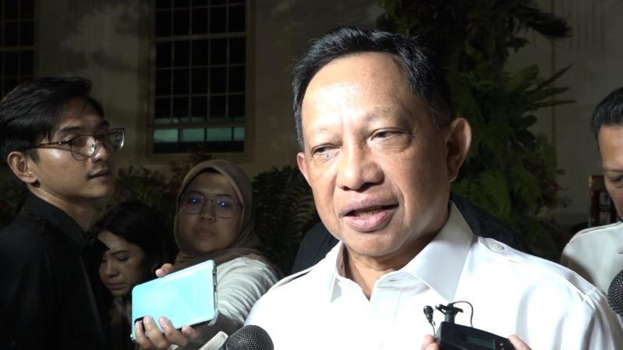 Ekonomi Papua Tengah Minus 8 Persen, Mendagri Tito Ungkap Penyebab Ekspor Freeport Tertahan