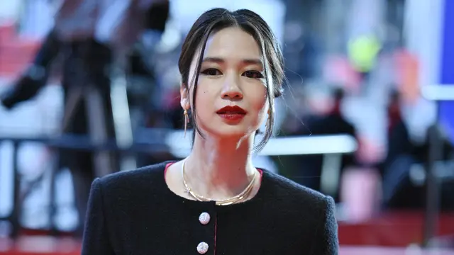 Adu Gaya 3 Artis Indonesia di Karpet Merah Berlinale 2022, dari Laura Basuki hingga Happy Salma
