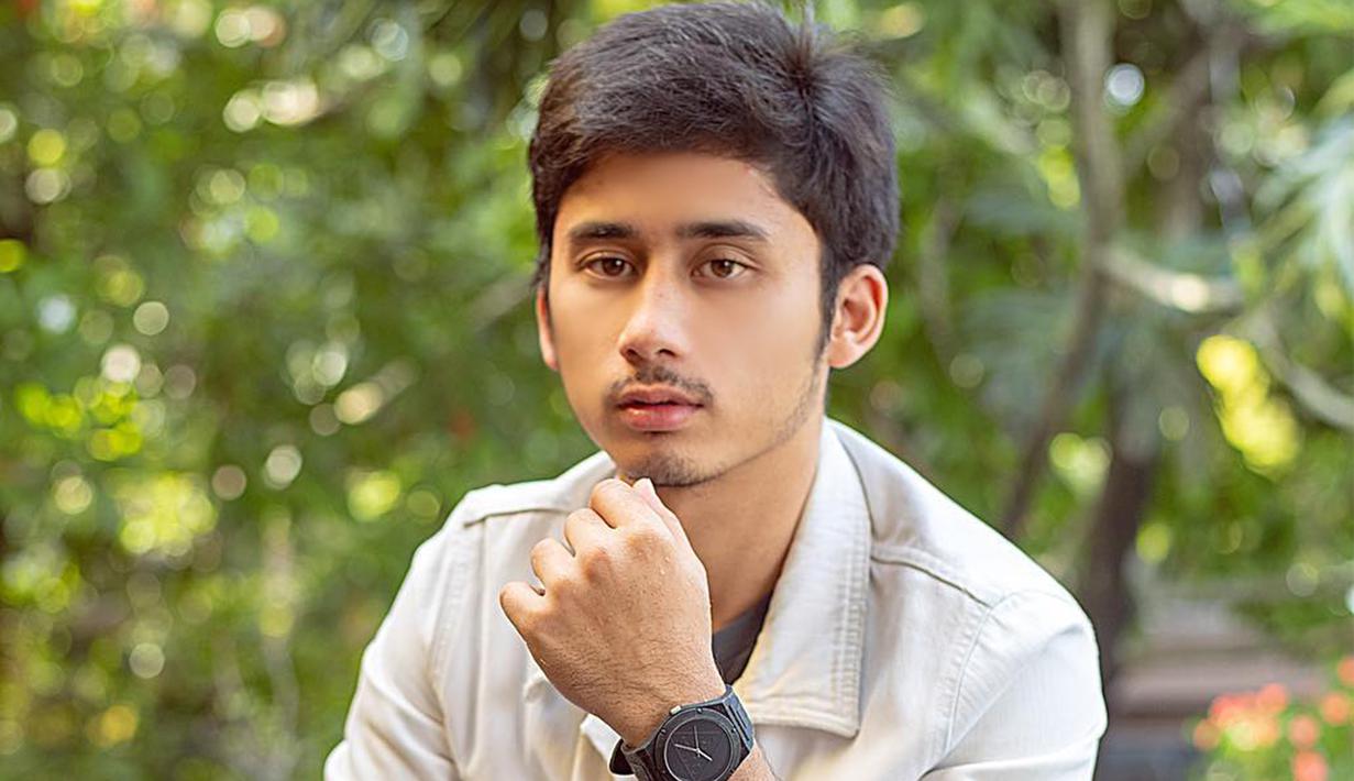 Foto Papa Raffi Ahmad : Raffi Ahmad Sebut Ingin Punya Istri Seperti Ayu