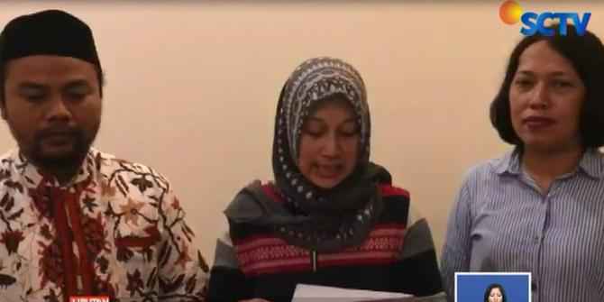 Ibu yang Dorong Anak Keluar Mobil hingga Tersungkur Minta Maaf