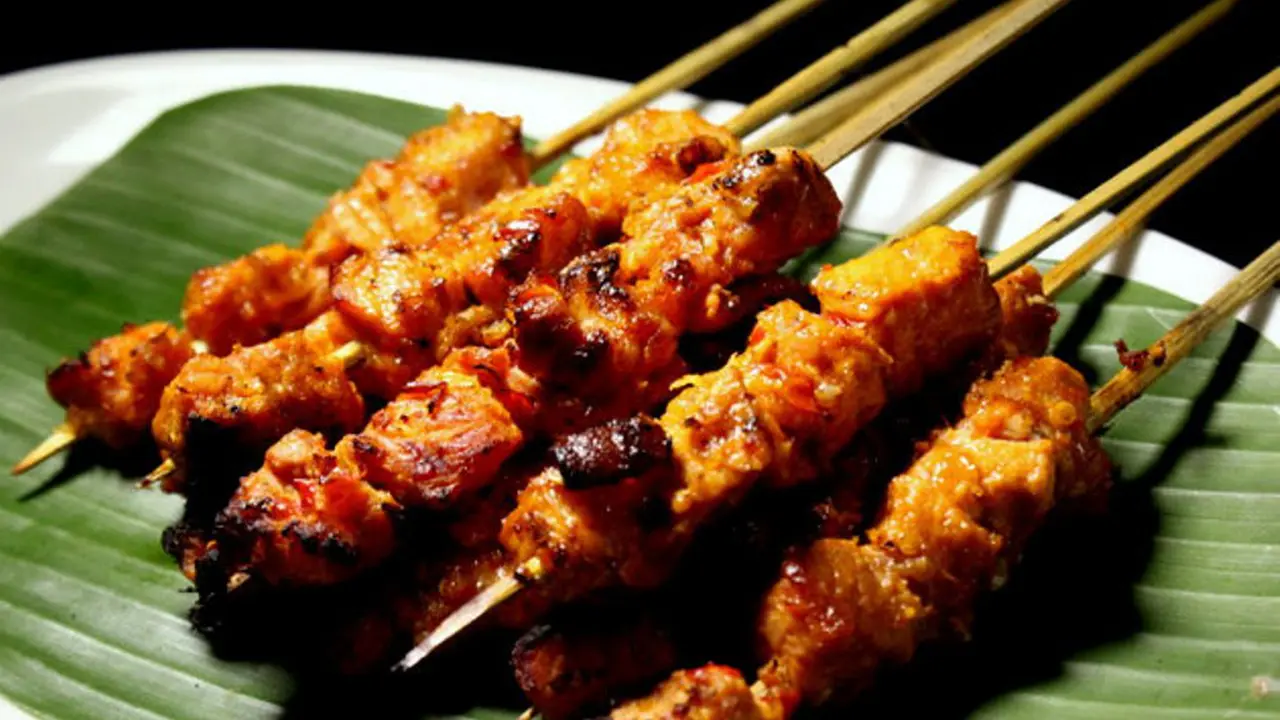 Meresapi Cita Rasa Manado Lewat 11 Makanan Khas